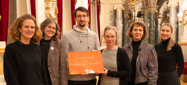 MANOS ist wieder Partnerschule im Projekt Semperoper Aktiv!